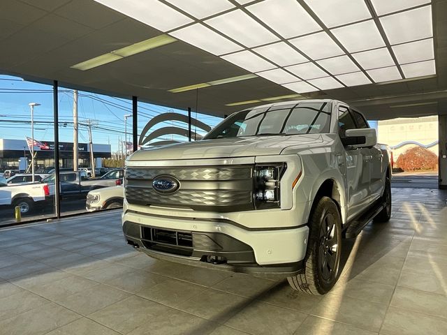 2023 Ford F-150 Lightning LARIAT