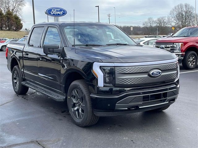 2023 Ford F-150 Lightning XLT