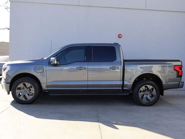 2023 Ford F-150 Lightning LARIAT