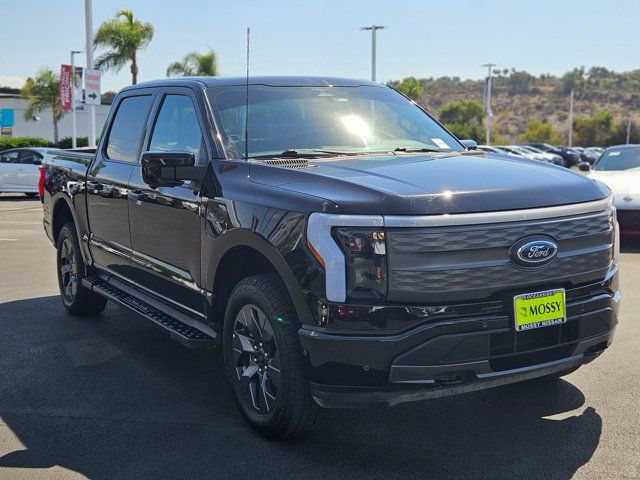 2023 Ford F-150 Lightning LARIAT