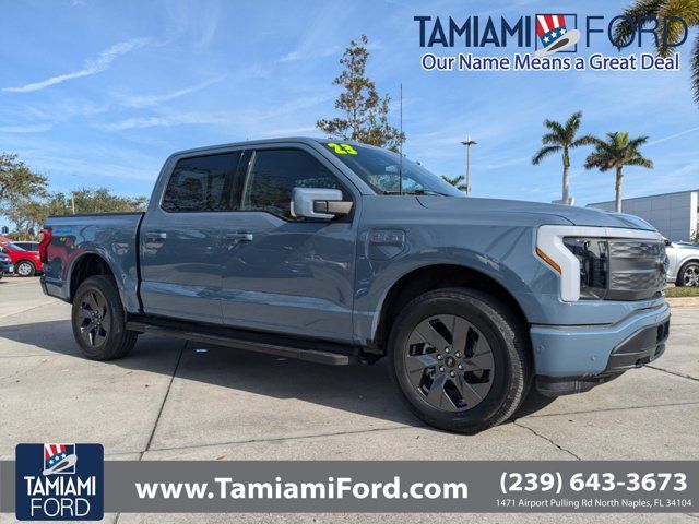 2023 Ford F-150 Lightning LARIAT