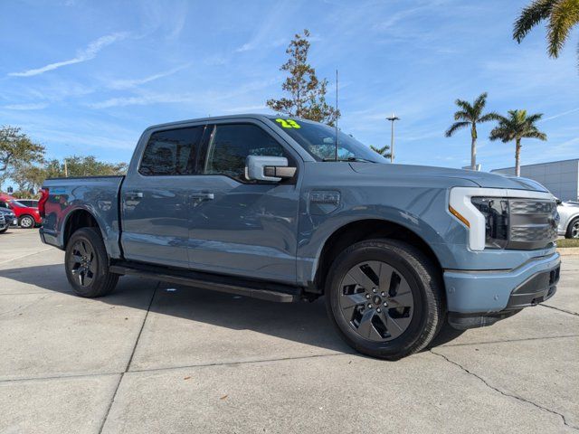 2023 Ford F-150 Lightning LARIAT