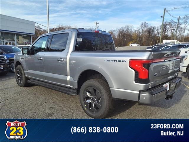 2023 Ford F-150 Lightning LARIAT