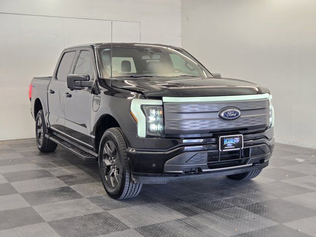 2023 Ford F-150 Lightning LARIAT