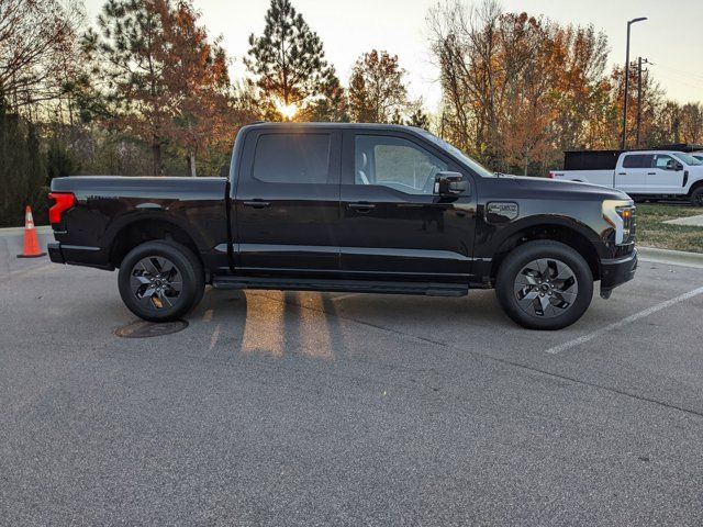 2023 Ford F-150 Lightning LARIAT