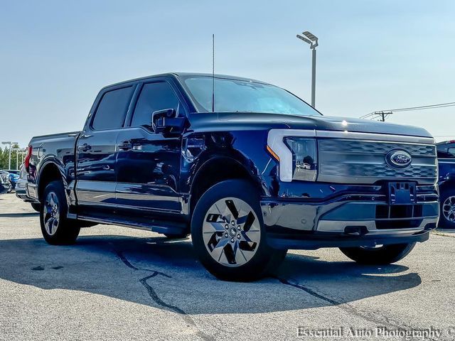 2023 Ford F-150 Lightning LARIAT