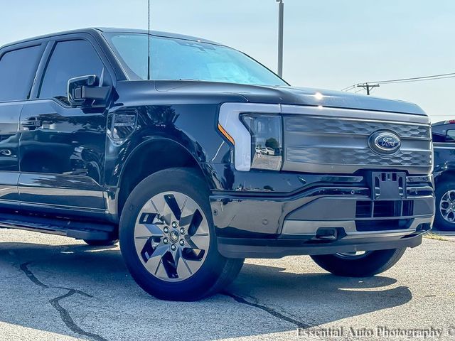 2023 Ford F-150 Lightning LARIAT