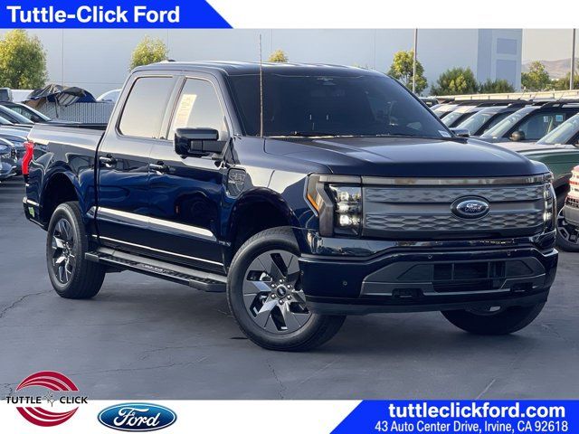 2023 Ford F-150 Lightning LARIAT