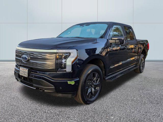 2023 Ford F-150 Lightning LARIAT