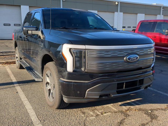 2023 Ford F-150 Lightning LARIAT