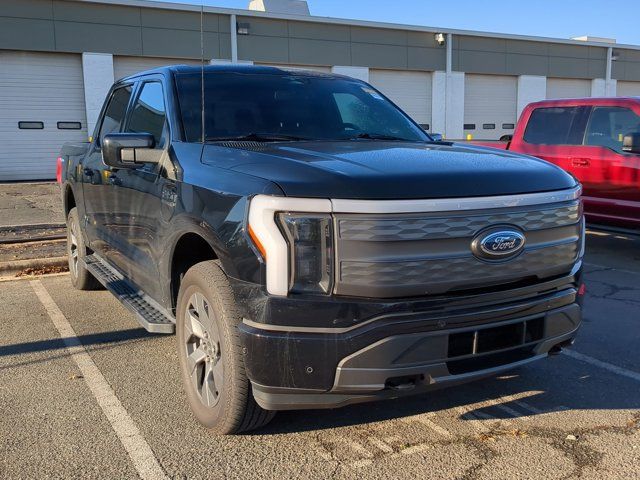 2023 Ford F-150 Lightning LARIAT