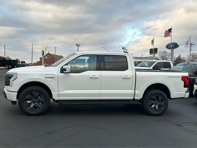 2023 Ford F-150 Lightning LARIAT