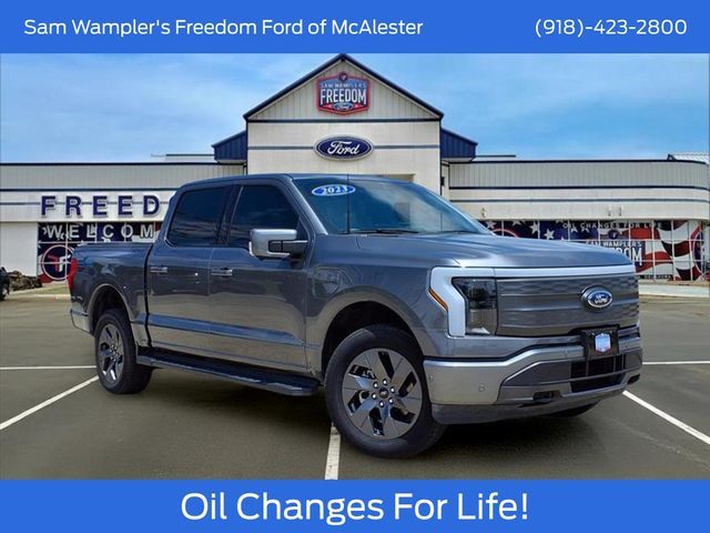 2023 Ford F-150 Lightning LARIAT