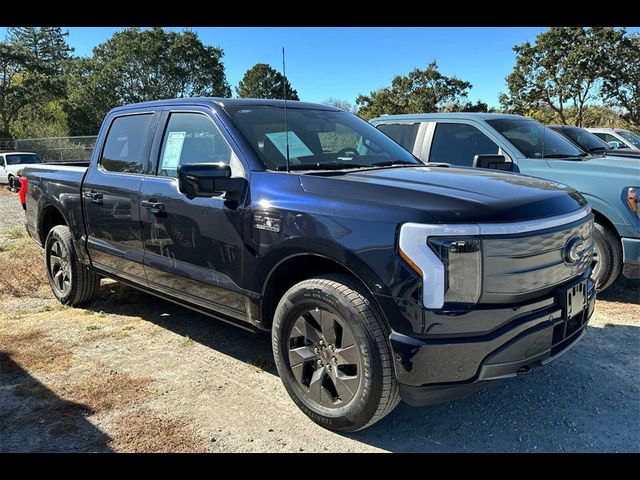 2023 Ford F-150 Lightning LARIAT