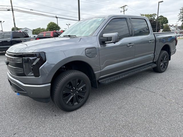 2023 Ford F-150 Lightning LARIAT