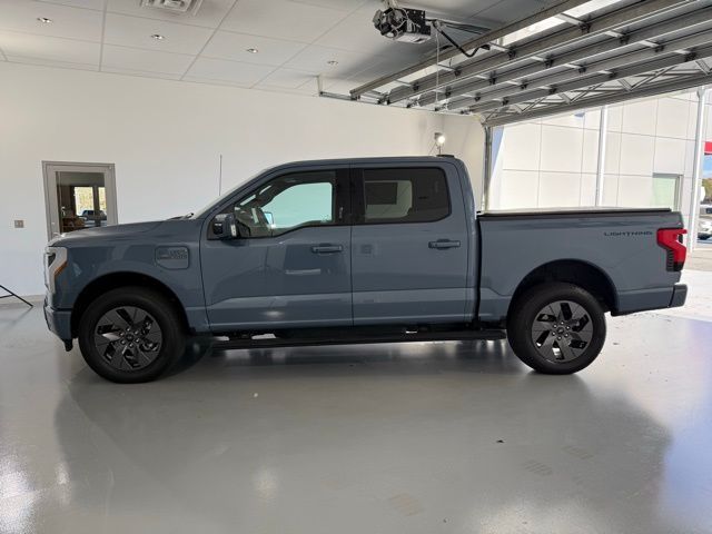 2023 Ford F-150 Lightning LARIAT