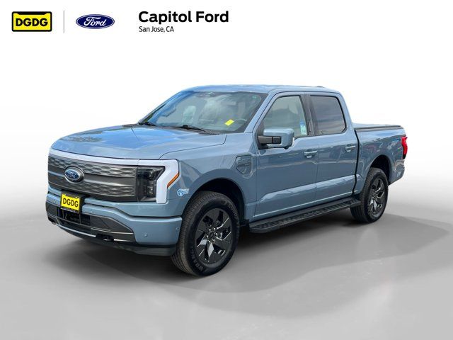 2023 Ford F-150 Lightning LARIAT