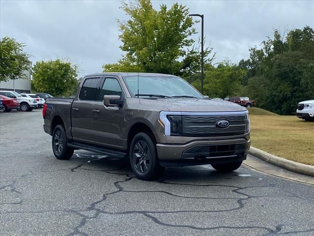 2023 Ford F-150 Lightning LARIAT