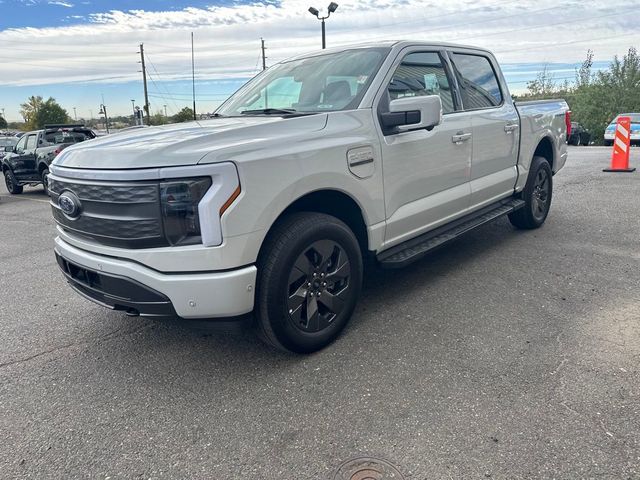 2023 Ford F-150 Lightning LARIAT