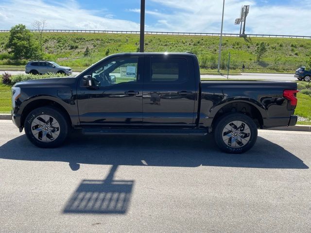 2023 Ford F-150 Lightning LARIAT