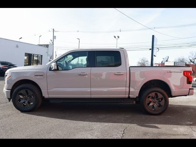 2023 Ford F-150 Lightning LARIAT