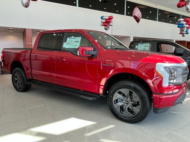 2023 Ford F-150 Lightning LARIAT