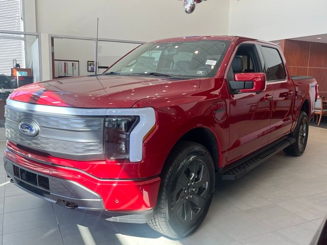 2023 Ford F-150 Lightning LARIAT