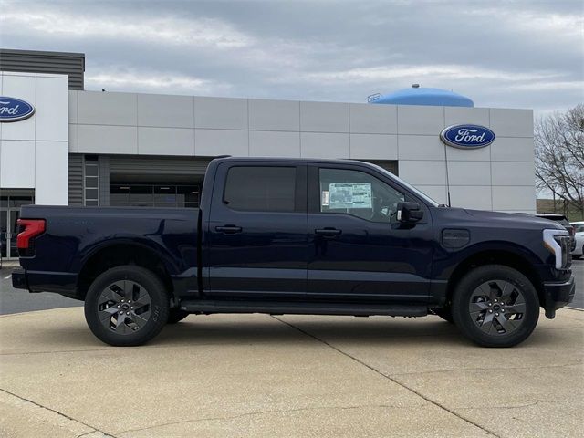 2023 Ford F-150 Lightning LARIAT