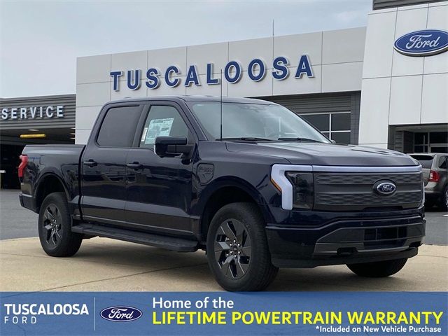 2023 Ford F-150 Lightning LARIAT