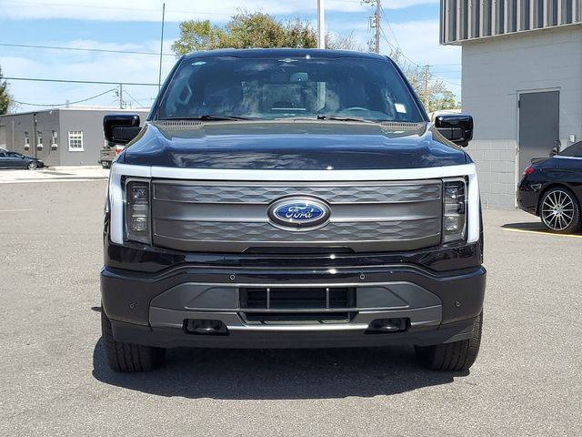 2023 Ford F-150 Lightning LARIAT