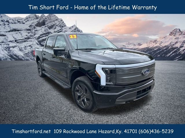 2023 Ford F-150 Lightning LARIAT