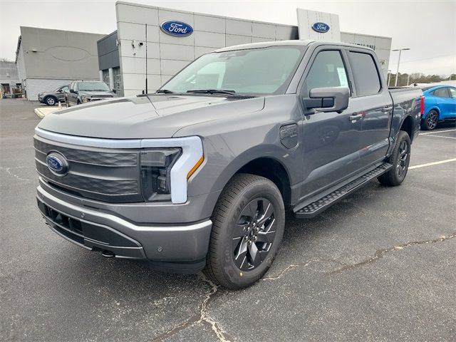 2023 Ford F-150 Lightning LARIAT