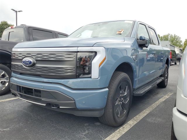 2023 Ford F-150 Lightning LARIAT