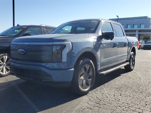 2023 Ford F-150 Lightning LARIAT