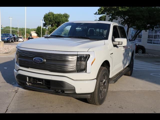 2023 Ford F-150 Lightning LARIAT