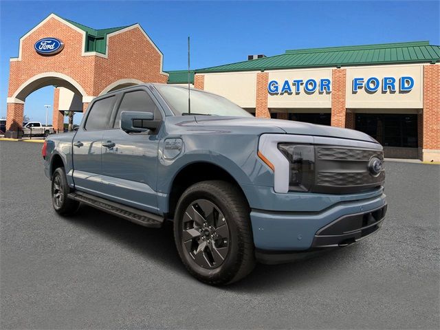 2023 Ford F-150 Lightning LARIAT