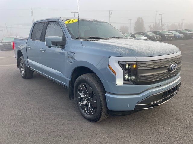 2023 Ford F-150 Lightning LARIAT