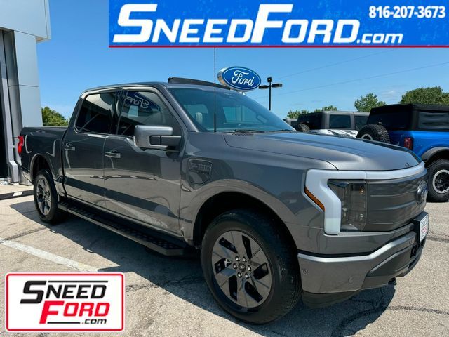 2023 Ford F-150 Lightning LARIAT