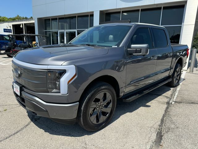 2023 Ford F-150 Lightning LARIAT