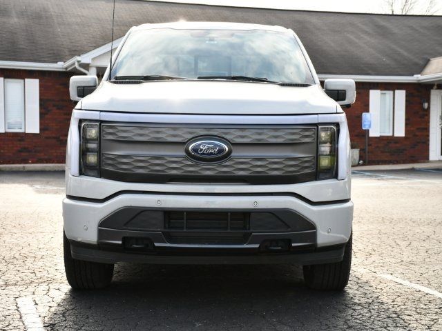 2023 Ford F-150 Lightning LARIAT