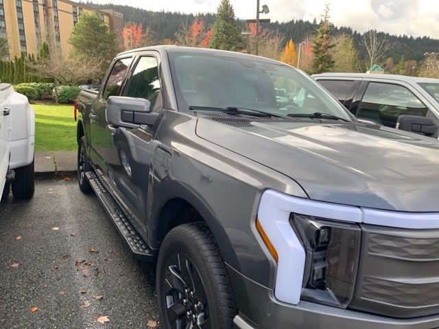 2023 Ford F-150 Lightning LARIAT