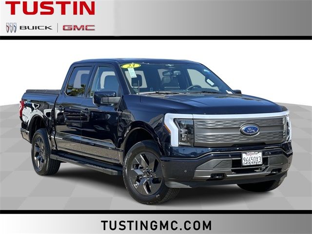 2023 Ford F-150 Lightning LARIAT