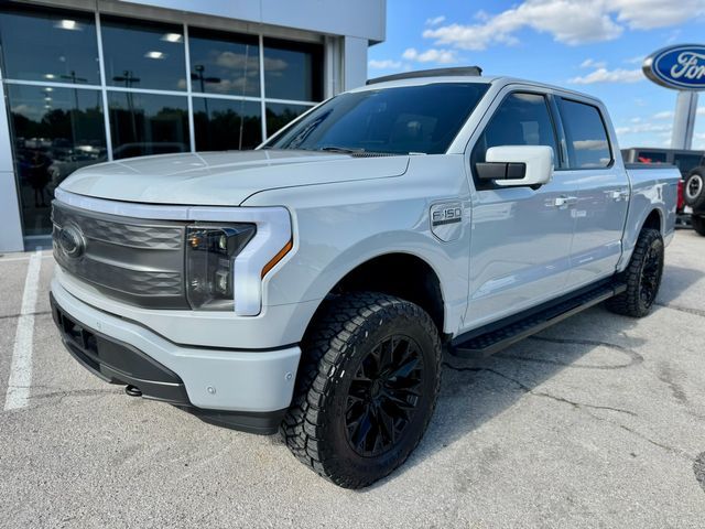 2023 Ford F-150 Lightning LARIAT