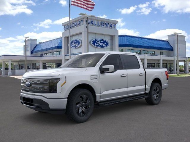 2023 Ford F-150 Lightning LARIAT