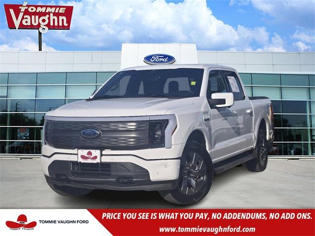 2023 Ford F-150 Lightning LARIAT