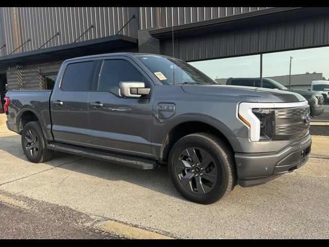 2023 Ford F-150 Lightning LARIAT