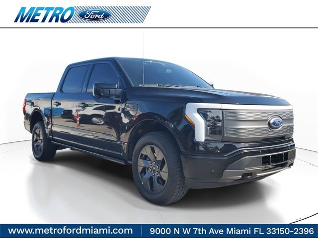 2023 Ford F-150 Lightning LARIAT