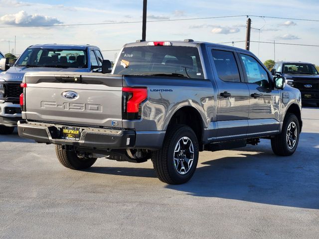 2023 Ford F-150 Lightning Pro