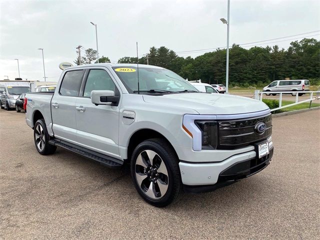 2023 Ford F-150 Lightning Platinum