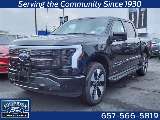 2023 Ford F-150 Lightning Platinum